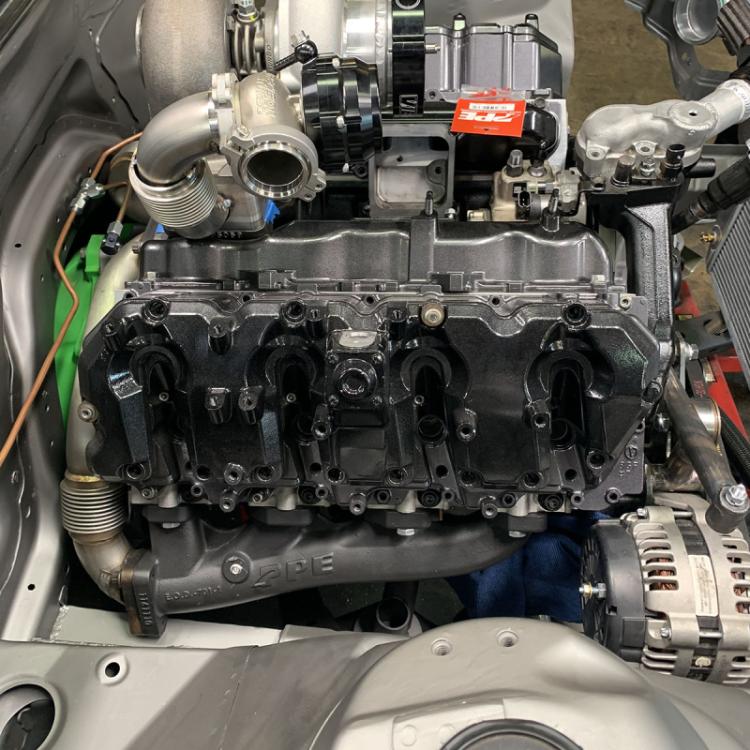 GM 6.6L Duramax High-Flow Exhaust Manifolds and Up-Pipes Kits 2001-2004
